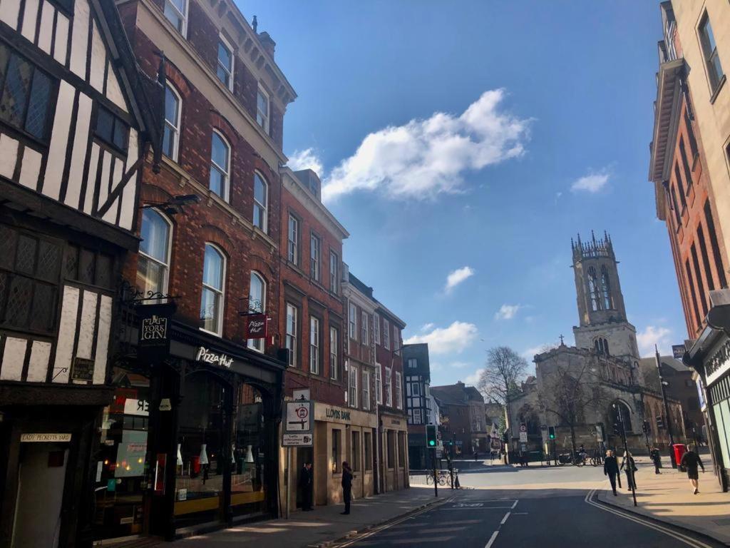 Luxury Apartment Opposite The Shambles York Exteriér fotografie